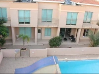 Theos Holiday Houses 