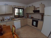 Kennedy Ave 200/15 Holiday Home 