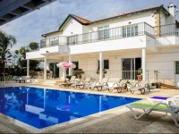 Papas Villa Paralimni 