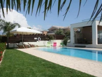 Paradise Latchi Villa 