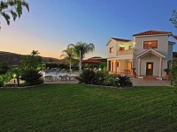 Golden Valley Villa 