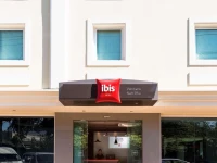 ibis Vientiane Nam Phu 3*