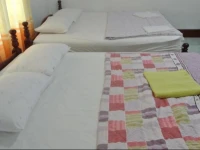 Khum Phuphet Hotel 