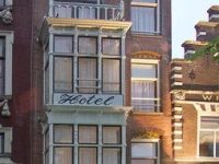 Waterfront Hotel 