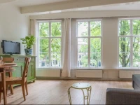 Amsterdam Canal View Apartment 