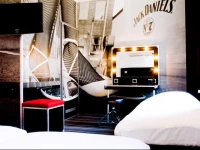 BackStage Hotel 