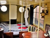 Floating B&B Amsterdam 