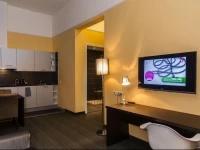 Golden Mansion Apartments 