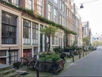 LHome Apartment 