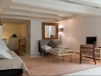 Lovely Dam Apartment 