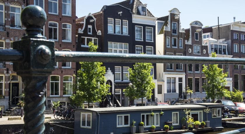 Max Brown Hotel Canal District 
