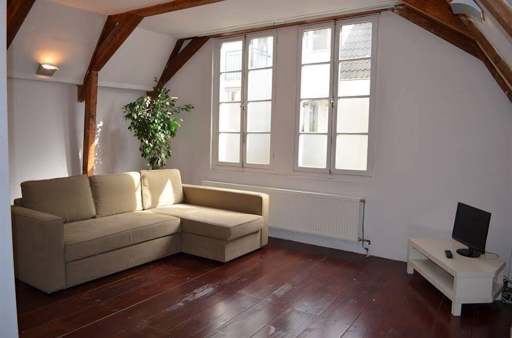 Rembrandtplein Apartment 