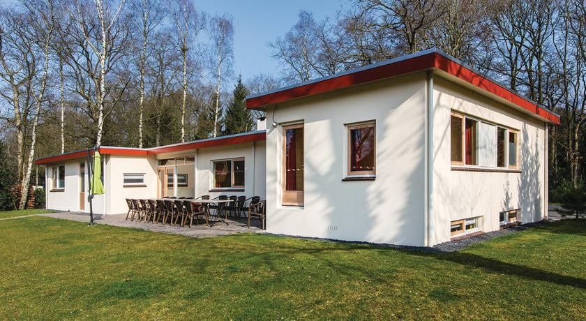 Holiday Home Toscaanse Villa - Res. De Eese 