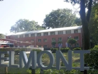 50|50 Hotel Belmont 