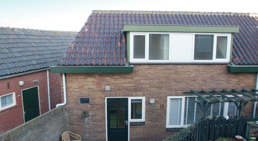 Holiday home Zomerhuis Egmond 