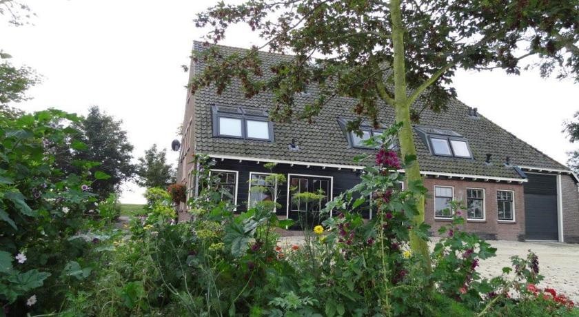 Boerderij De Fryhof B&B 