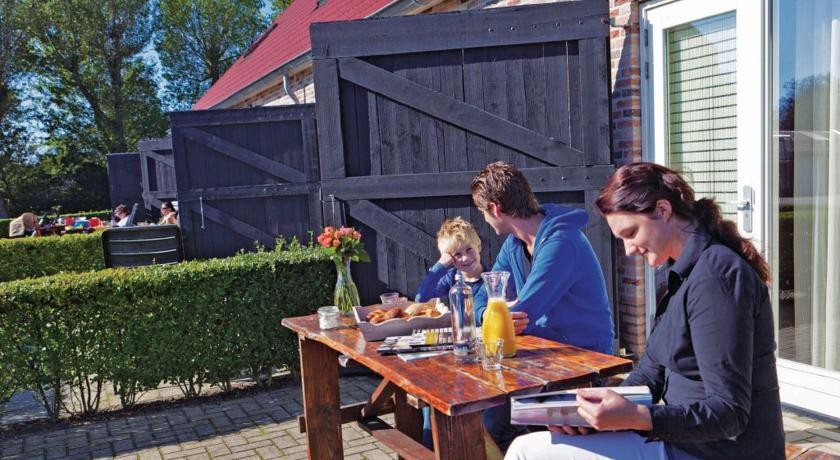 Holiday home Hippolytushoef II 