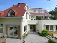 Spinoza Beach House Apartment 