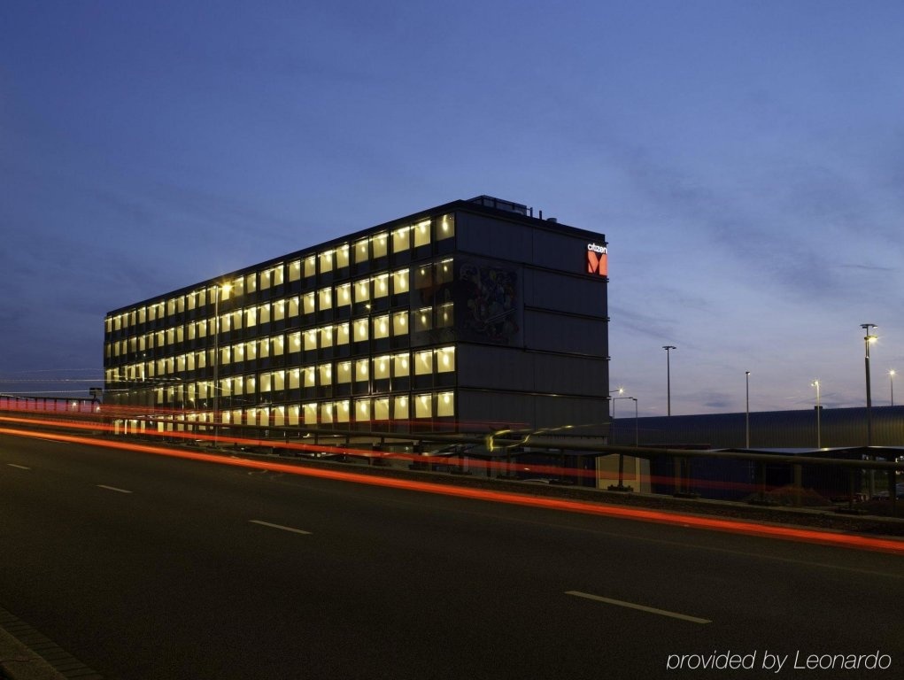 citizenM Schiphol Airport 
