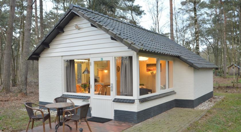 Bungalow 27 