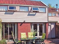 Holiday home Warmenhuizen 