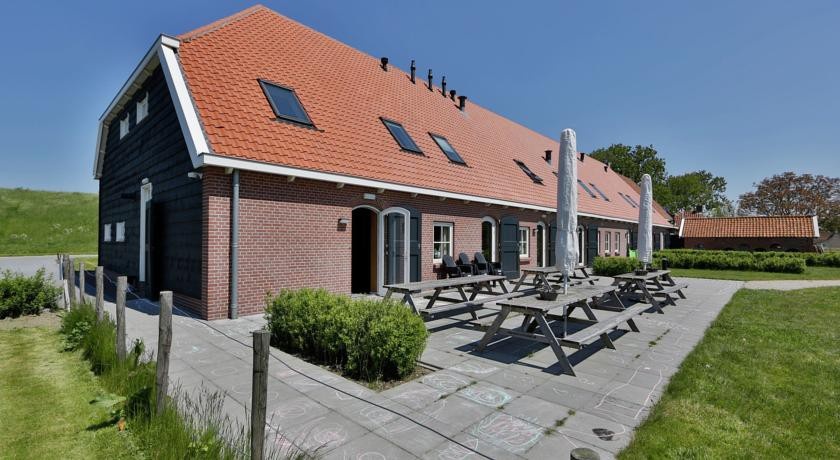 Holiday home Recreatiepark De Stelhoeve 2 