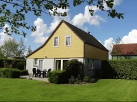 Holiday home Villapark De Oesterbaai 2 