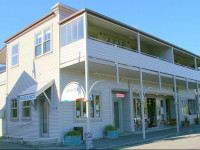 Akaroa Village Inn