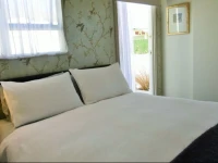 Hotop House B&B 