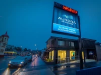 Aurora on George 