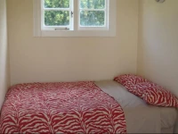 Commercial Hotel Bed and Breakfast 