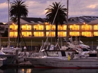 Senator Motor Inn 4*