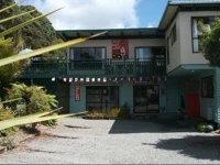 Birdsong Backpackers 