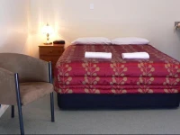 Coachmans Inn Motor Lodge 
