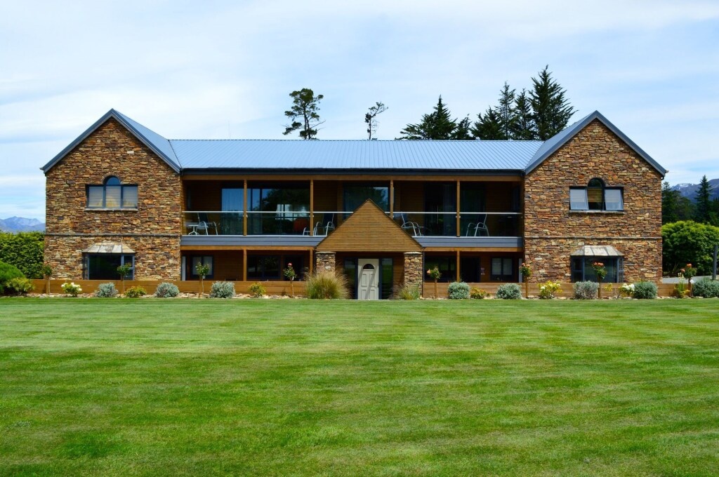 Amuri House Boutique Motel 