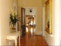 Cambridge Villa 4*