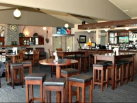 Craythornes Halswell Hotel 
