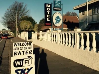 Ferry Motel 