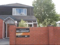 Aroha Riccarton Bed and Breakfast 