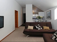 Gordon Villa 2 - Christchurch Holiday Homes 