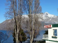 Lakeside Motel 