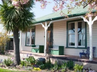 Pinedale Lodge & Apartment 
