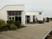 East Pier Hotel 
