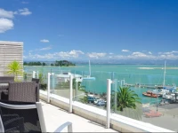 Seaside Luxury Apartment 