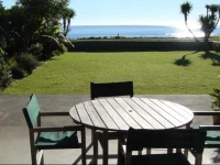 Beachfront Bliss Bed and Breakfast 