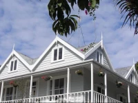 Auckland Birdwood House B&B 4*