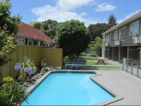 Best Western Newmarket Inn & Suites 
