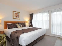 Quality Suites Alexander Inn 