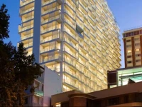 The Quadrant Hotel & Suites 