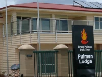 Pulman Lodge 